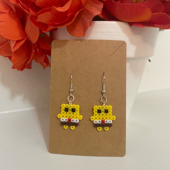 Perler Bead Spongbob Squarepants Earrings - Picture 1 of 1